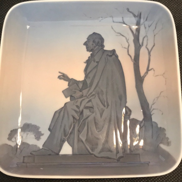 Collectible small square plates Copenhagen Denmark - Picture 5 of 7